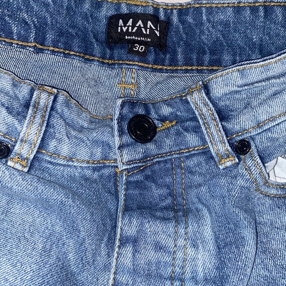 Stonewashed blue boohooman man jean size 30 - Picture 3 of 4